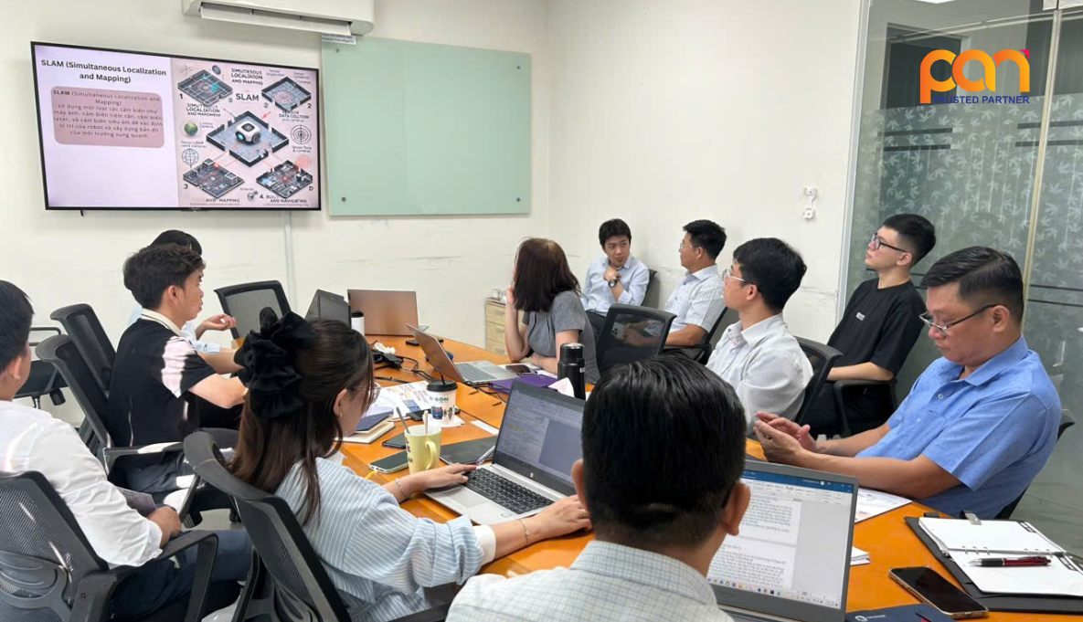 Pan Trading JSC tổ chức chương trình đào tạo nội bộ - Chủ đề: Ứng dụng của Robot tự động trong lĩnh vực sản xuất và dịch vụ